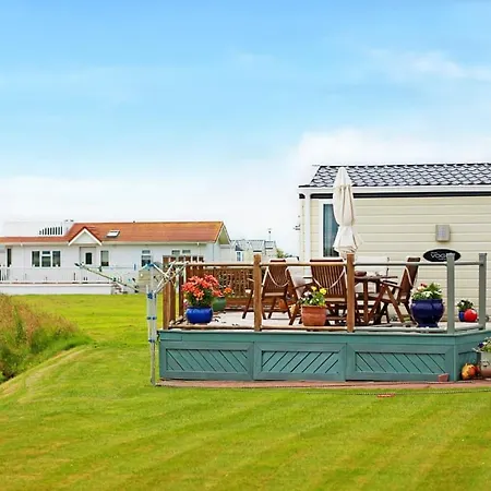 假日公园 Lyons Manor House