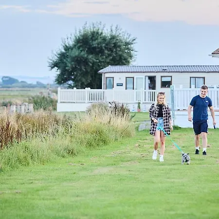 假日公园 Lyons Manor House *