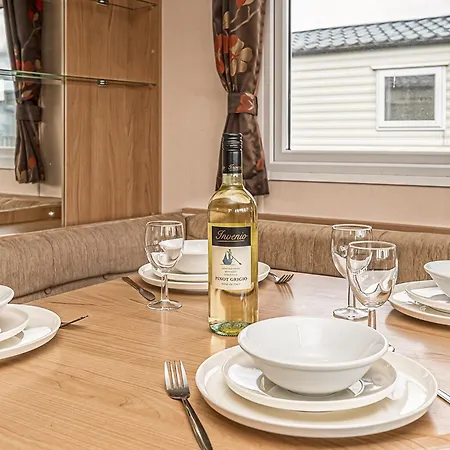 Lyons Manor House Holiday park