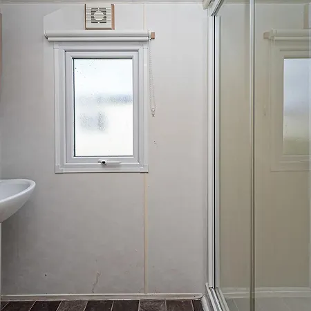 Lyons Manor House * Maryport